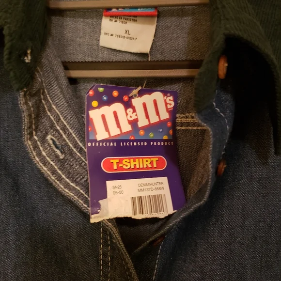 Vintage Long Sleeve Denim M&M's Candy Shirt Says "eye candy" NWT - Picture 9 of 11